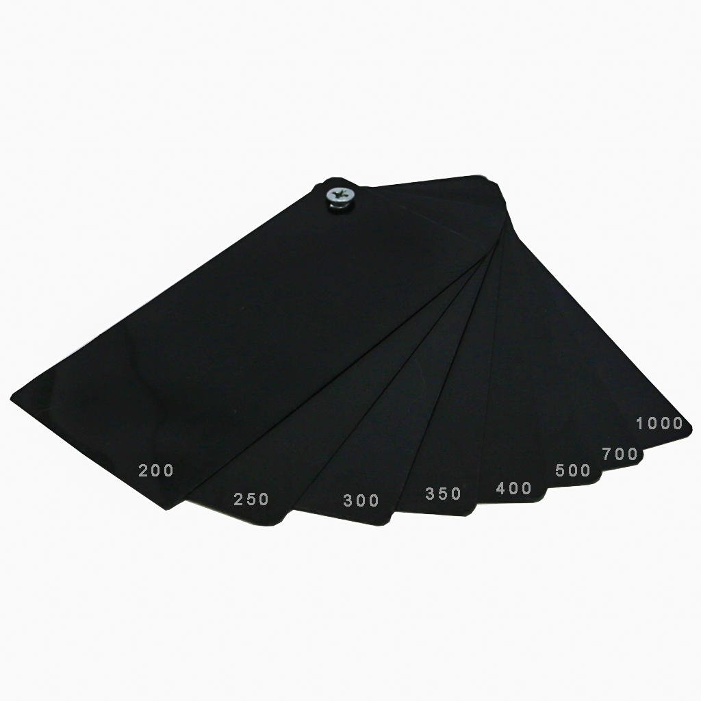 0,50 mm kalınlığında mat siyah PVC tabaka, 700x1000 mm ölçü, baskıya uygun mat yüzey